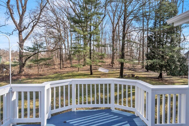 Building Photo - 8616 Chateau Dr