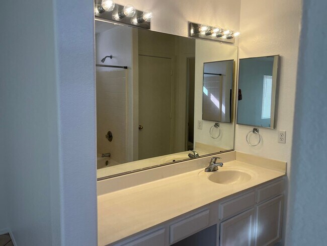 Building Photo - 13225 W Desert Ln