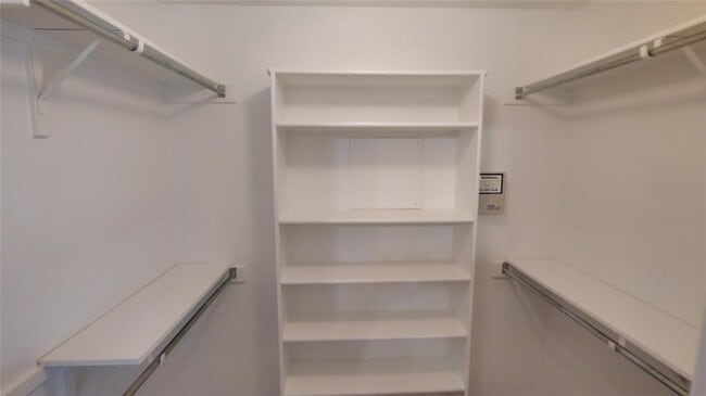 Building Photo - 840 Rusk Rd