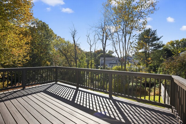 Building Photo - 3459 Howell Ct