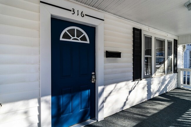 Building Photo - 316 Ferguson Ct