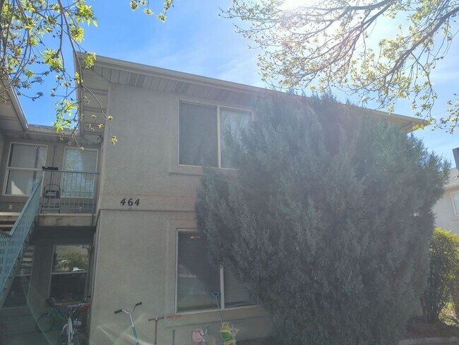 Building Photo - 464 E 1050 S