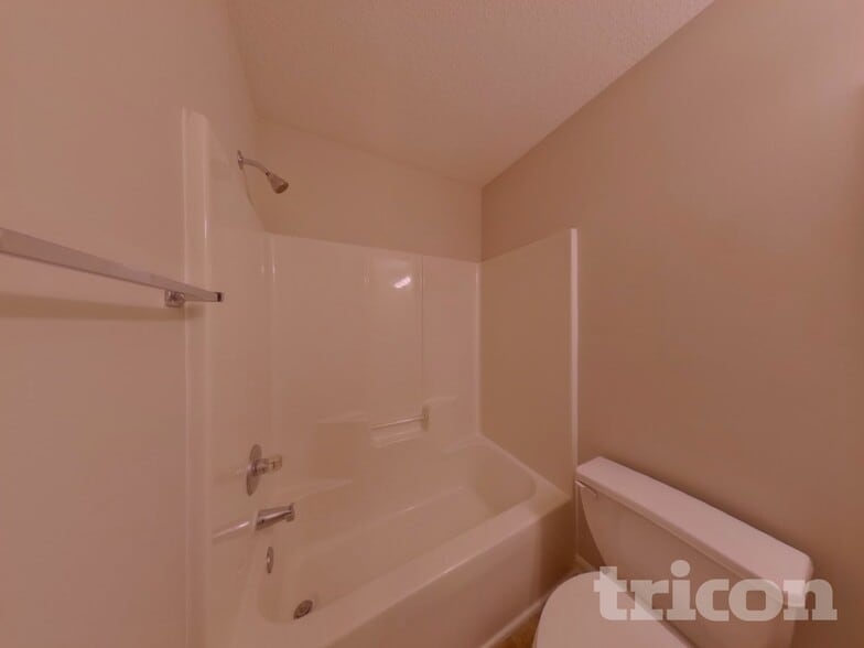 Building Photo - 263 Siddington Way