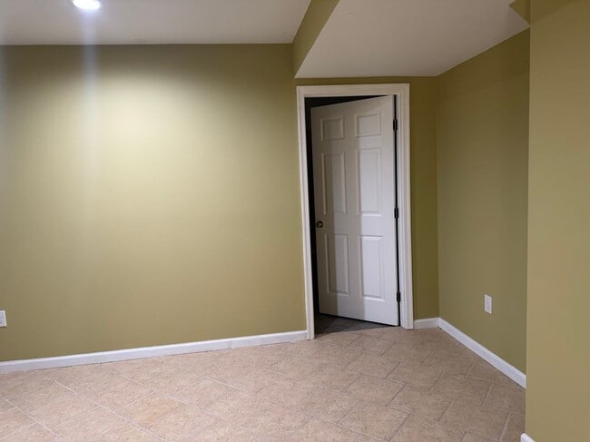 Building Photo - 3128 Tulip Tree Pl