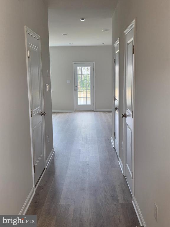 Building Photo - 57 Alexander Wy