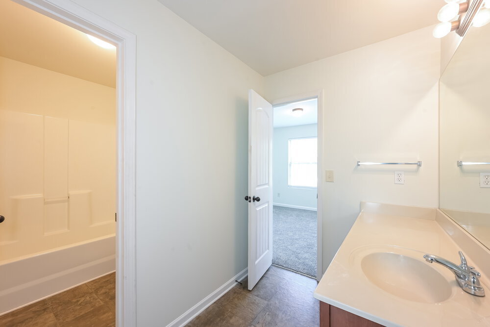 Building Photo - 3563 Walking Stick Way NE