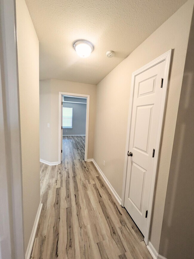 Building Photo - 2504 Feldspar Ct