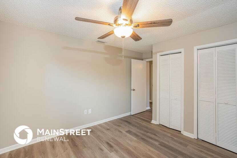 Building Photo - 3151 Valley High Dr