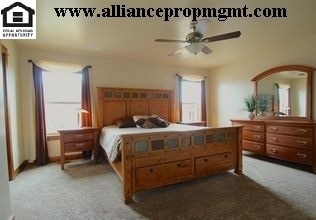 Building Photo - Centrally-located 3 bedroom home with paved RV parking.