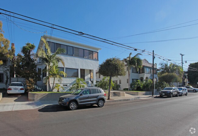 Building Photo - 2627-2639 3rd St