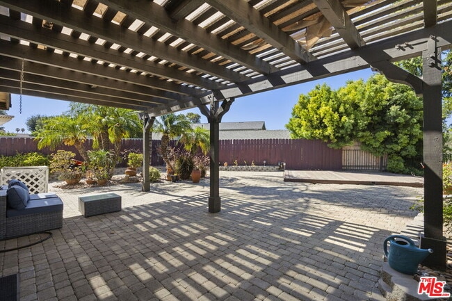 Building Photo - 6005 Hackers Ln