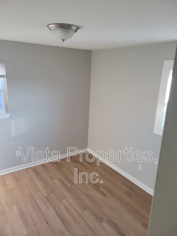 Building Photo - 4808 Saddlebrook Ln