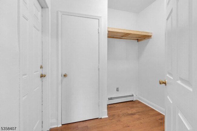Building Photo - 66 N 15th St