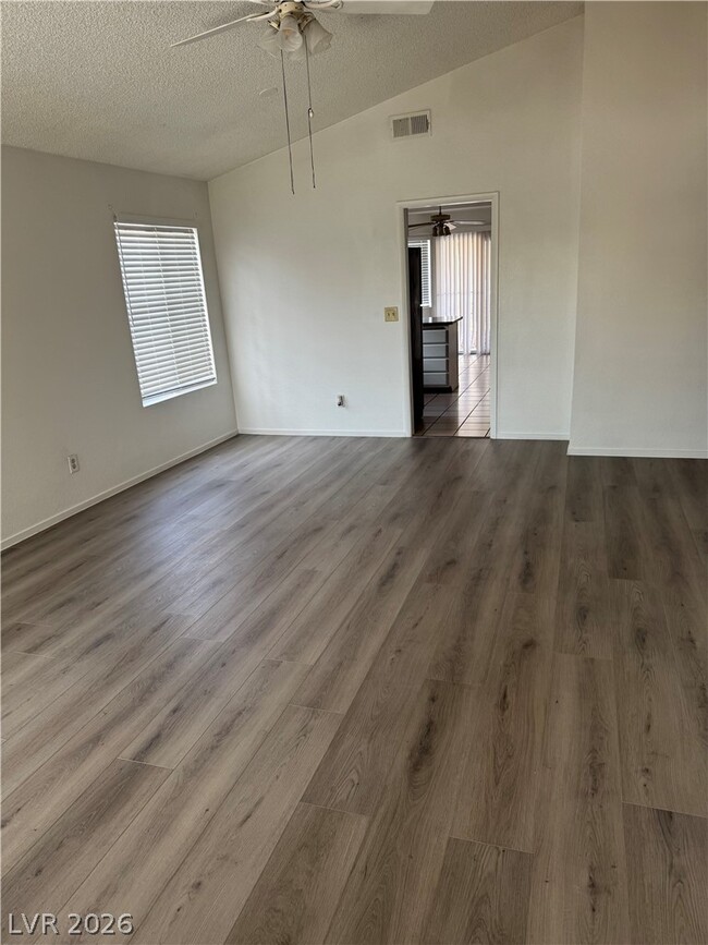 Building Photo - 1429 Lilac Breeze Cir