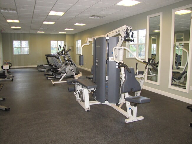 Building Photo - Spacious 3/2 Condo in the Gated Oakwater Community with Single Car Garage!