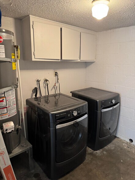 Washer and Dryer - 502 S Garfield Ave