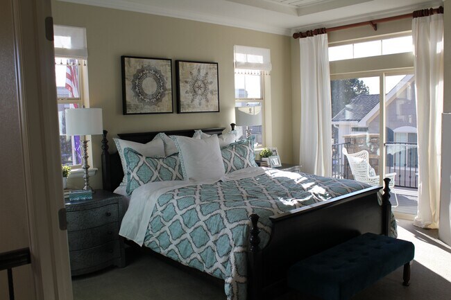 master bedroom - 9030 E Phillips Ln