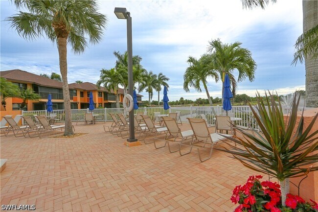 Building Photo - 1522 Mainsail Dr