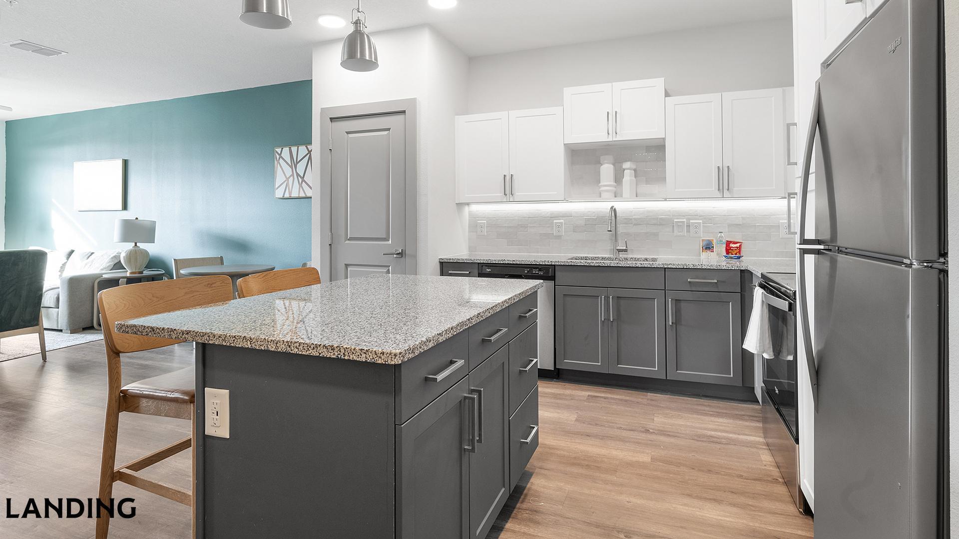 Building Photo - 2995 Railside Lp