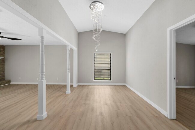 Building Photo - 3902 Marywood Dr