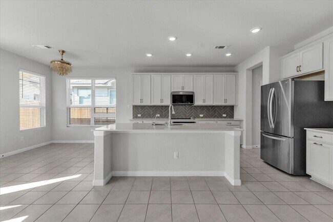 Building Photo - 19321 Hartwell Dr