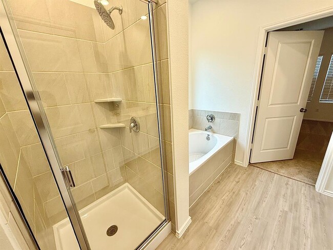 Building Photo - 1724 Four Waters Lp