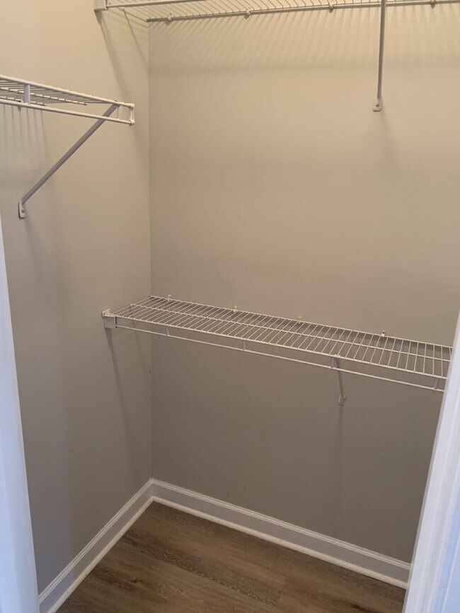 Building Photo - Beautiful Townhome in the Heart of Aiken!