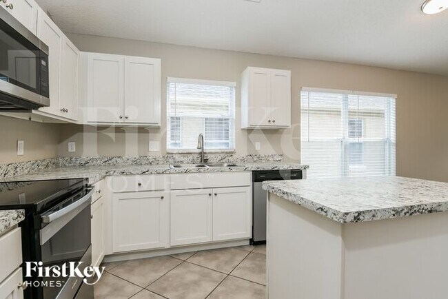 Building Photo - 13521 Fordwell Dr