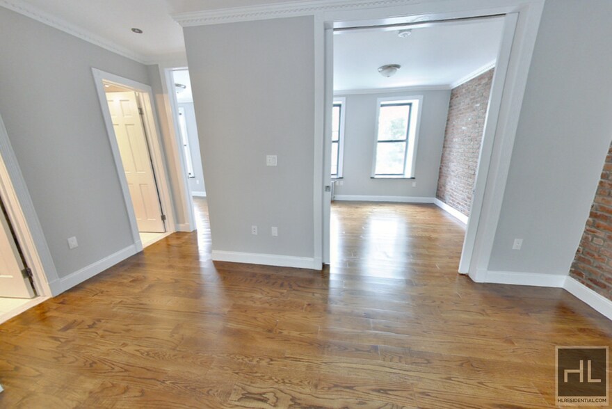 Building Photo - E 100TH ST.