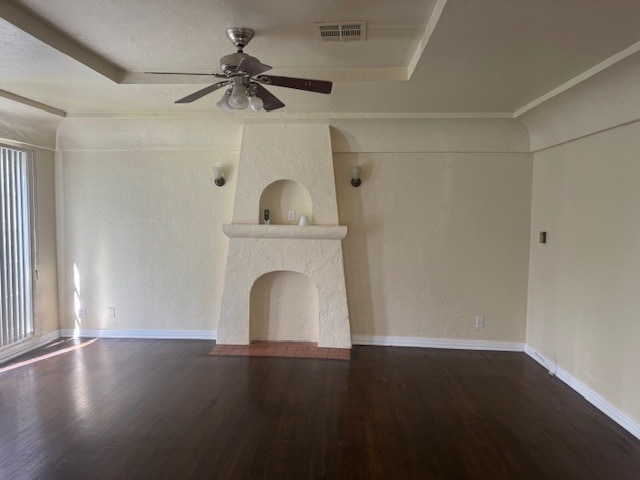 Family Room - 11029 Hesby St