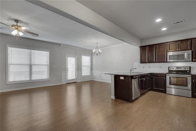 Building Photo - 1024 Haley Wds Ln