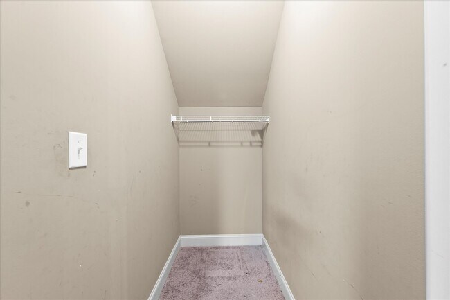 Building Photo - 2712 Big Dog Tr