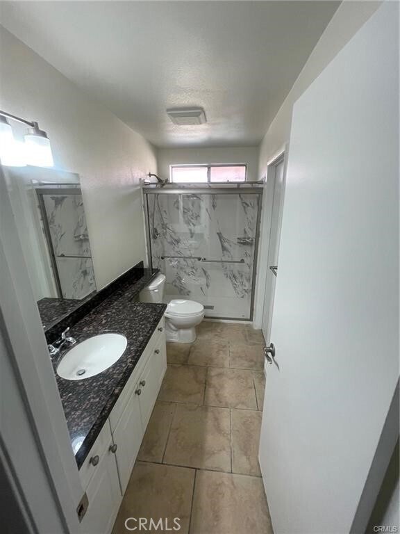 Building Photo - 1134 Cll Linares