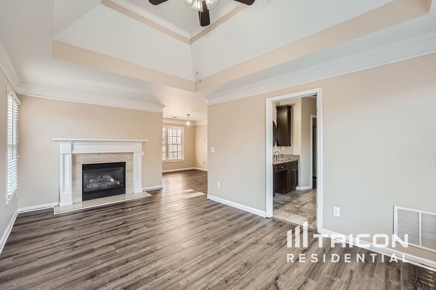 Building Photo - 790 James Madison Dr