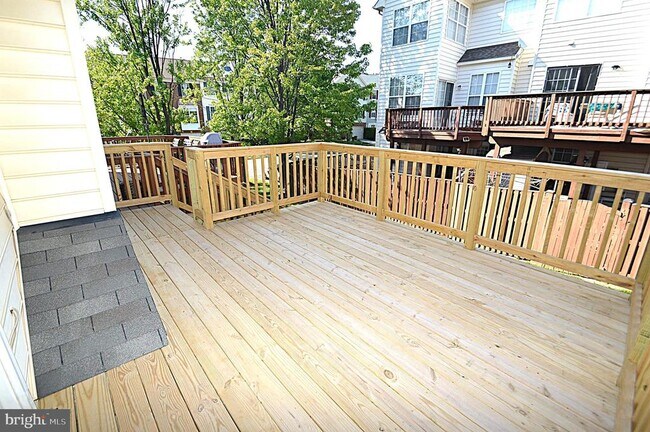 Building Photo - 13510 Nickleback Ct