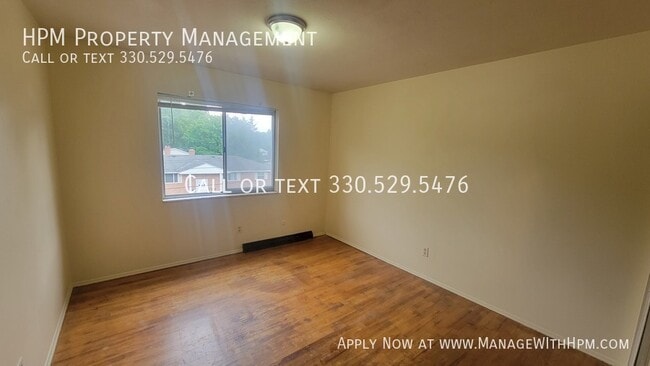 Building Photo - 1690 Karg Dr