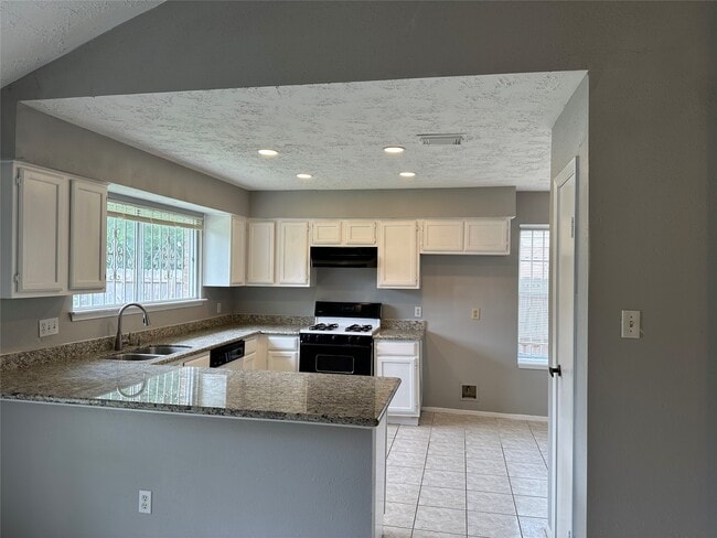 Building Photo - 14803 Wind Cave Ln