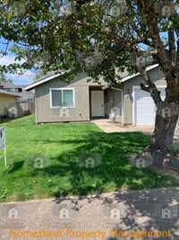 Building Photo - 411