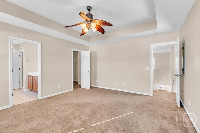 Building Photo - 16 Bushwood Dr