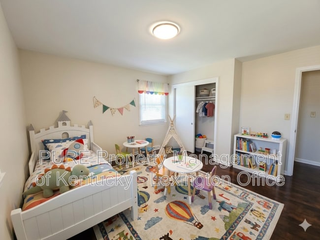 Building Photo - 2225 Sandra Ct