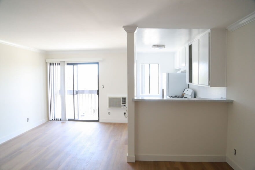Interior Photo - Orange Luxury Investments LLC