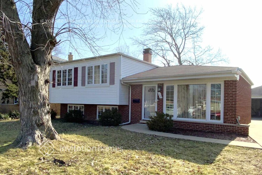 Primary Photo - 129 E Central Ave