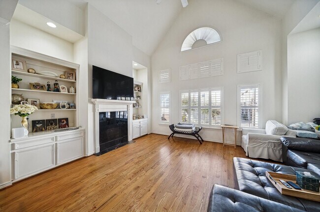 Building Photo - 5531 Cornish St