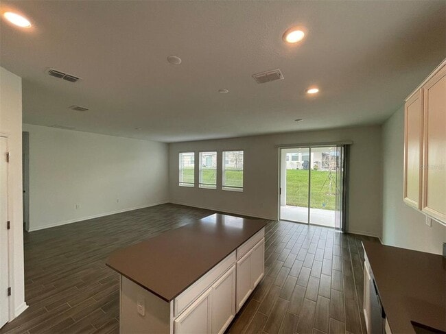 Building Photo - 660 Tanaro Ln