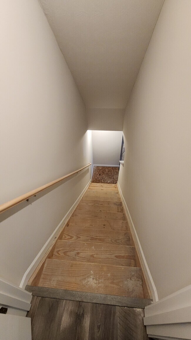 Building Photo - 61 Snapdragon Dr