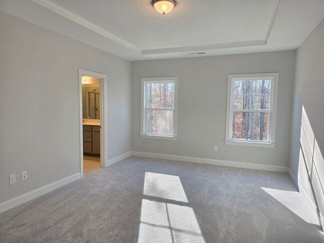 Building Photo - Brand New 5 Bedroom 3 Bathroom Single Fami...