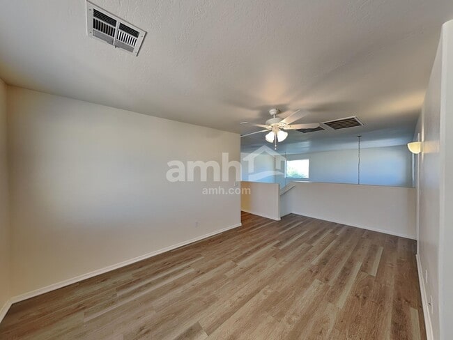 Building Photo - 2759 N 106th Ln