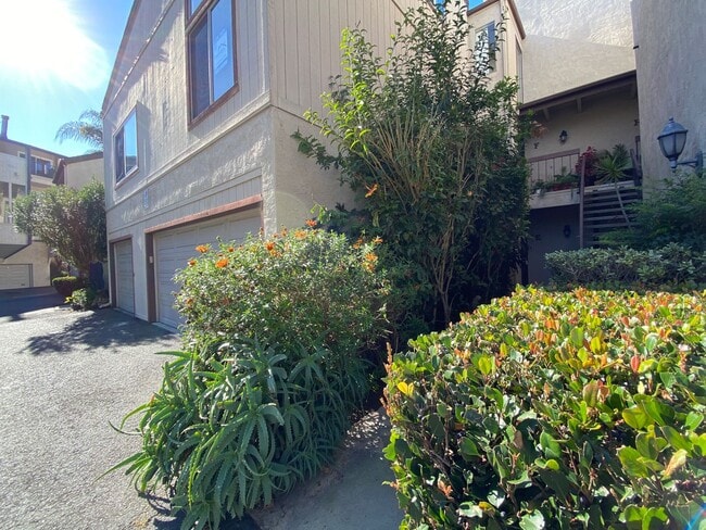 Primary Photo - Spacious 2 Bedroom/ 2 Bath in the Highly Desired Tropical Setting of Windsong Cove Community of C...