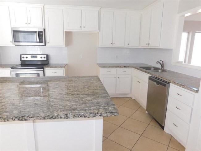 Building Photo - 4510 Hickory Downs Dr