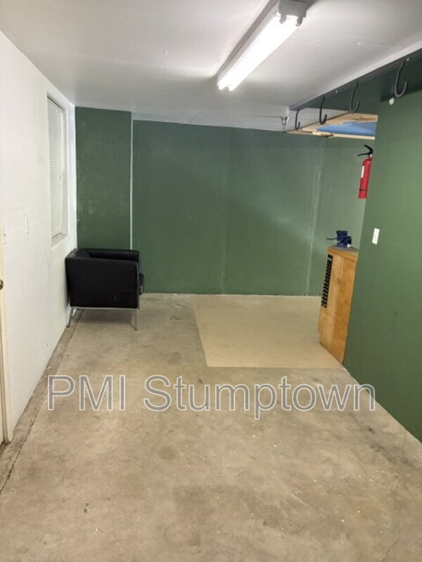 Building Photo - 14184 SW Barrows Rd